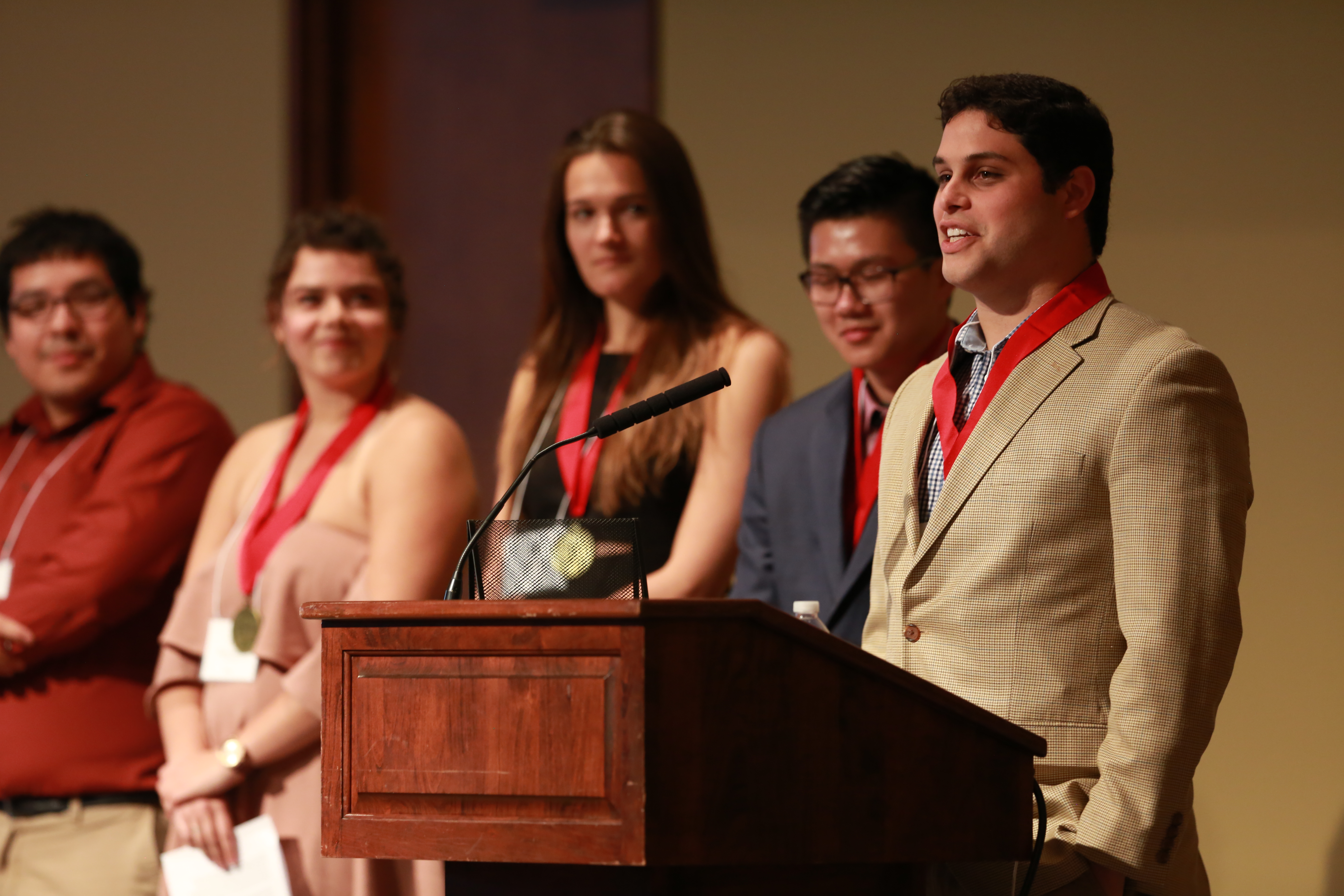 Group podium speaker
